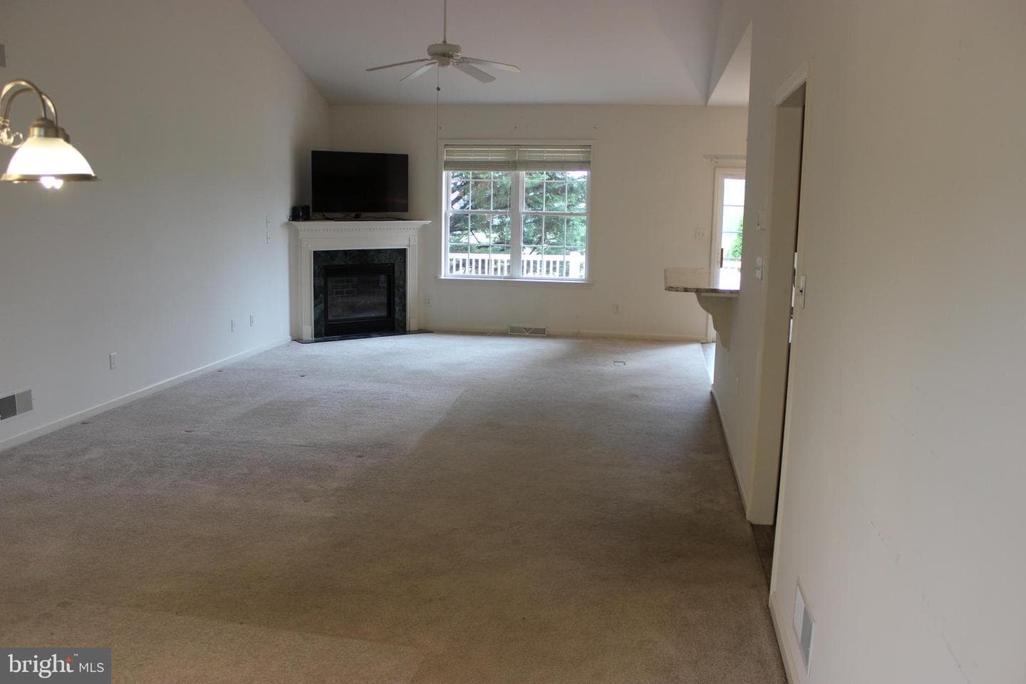 15 Reagan Drive photo 8