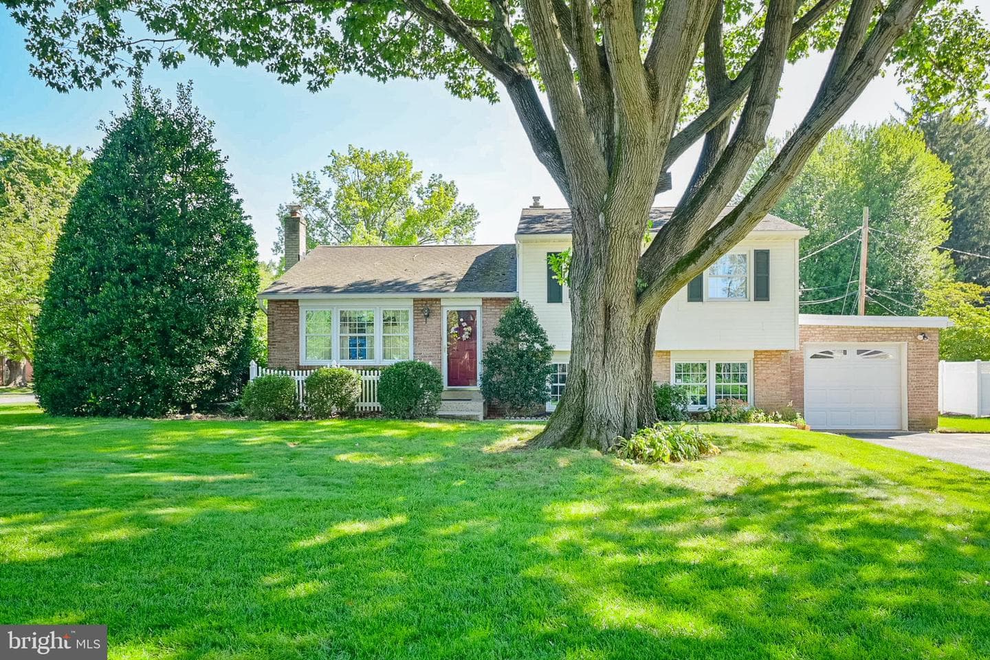 684 Gentry Drive photo 3