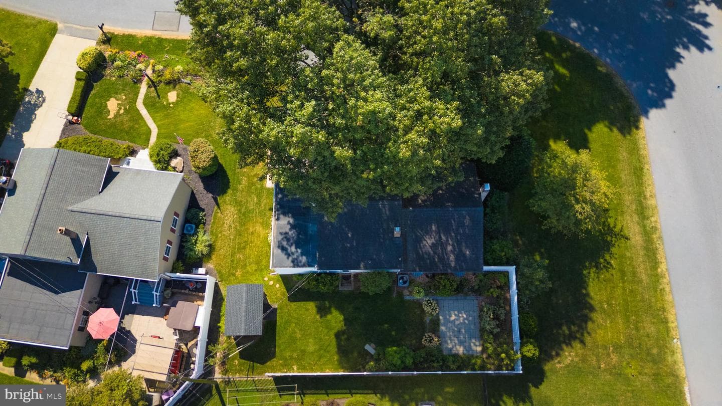 684 Gentry Drive photo 32