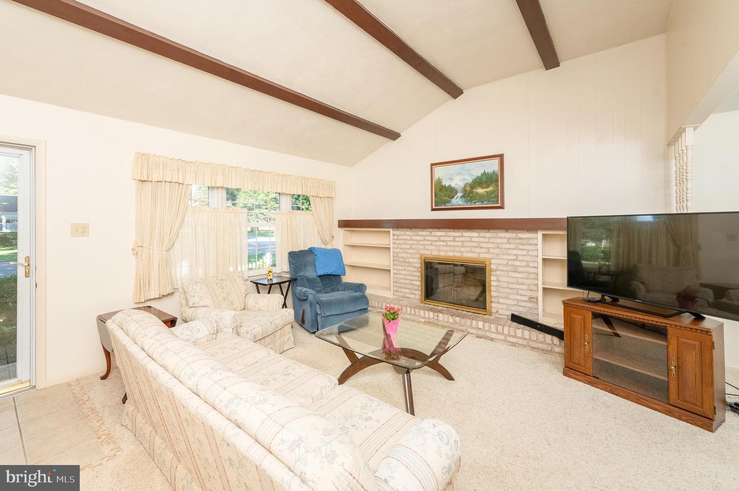 684 Gentry Drive photo 7