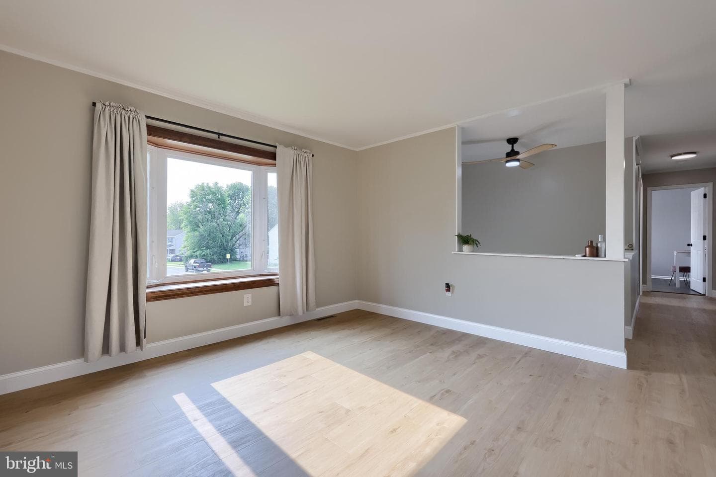 900 Evergreen Street photo 10