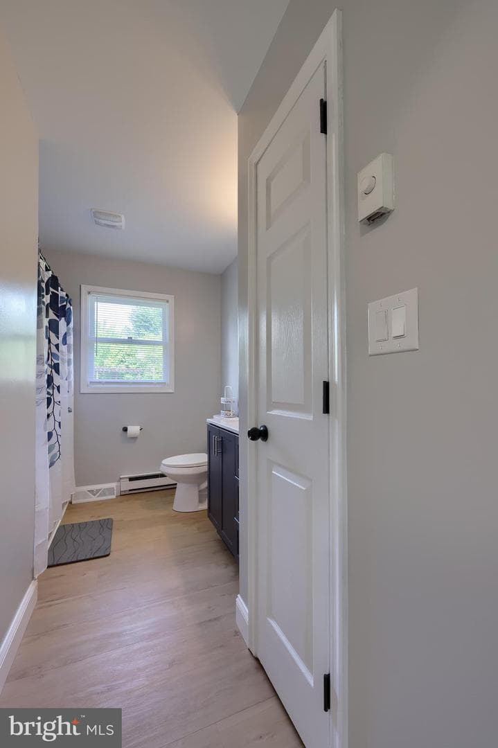 900 Evergreen Street photo 20