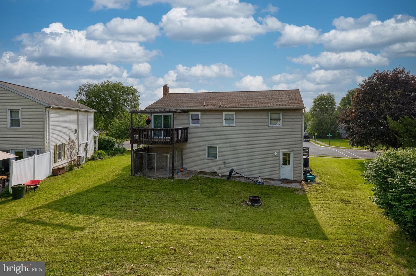 900 Evergreen Street photo 5