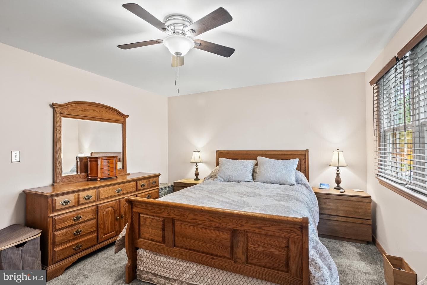 33 Rosewood Lane photo 22