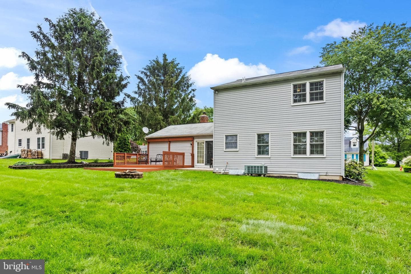 33 Rosewood Lane photo 34