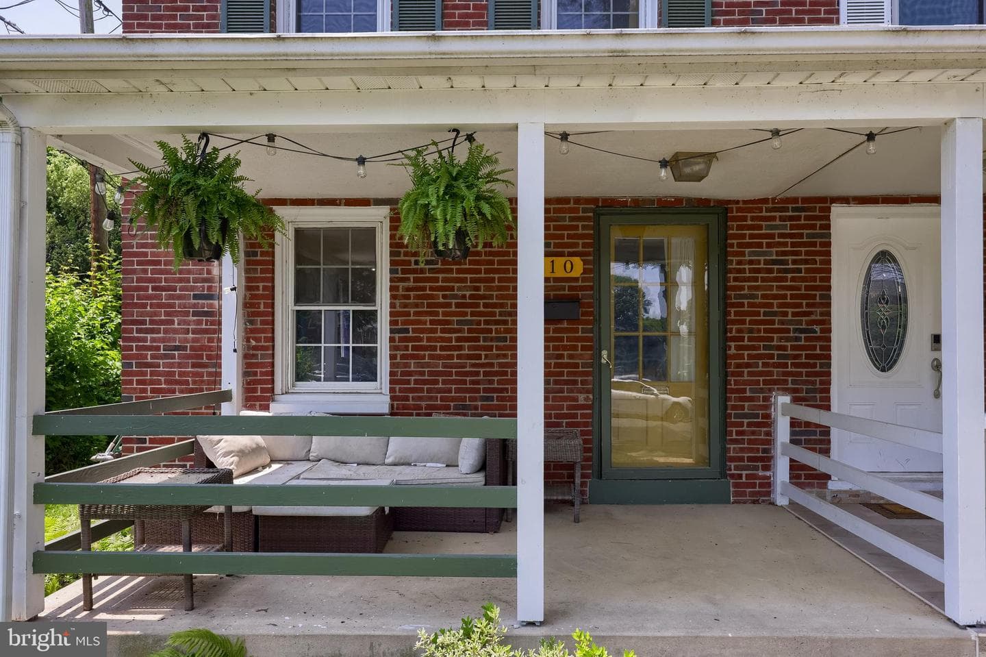 110 Nassau Road photo 1