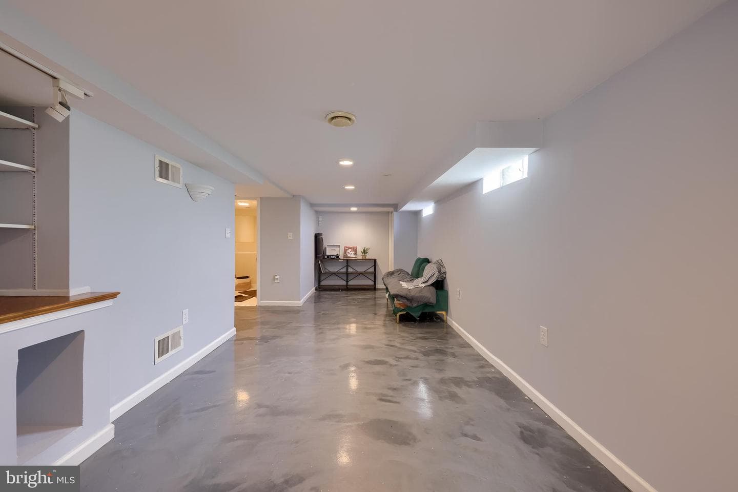 110 Nassau Road photo 22