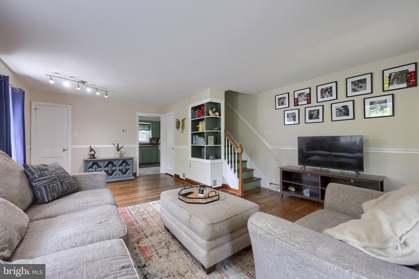 110 Nassau Road photo 3