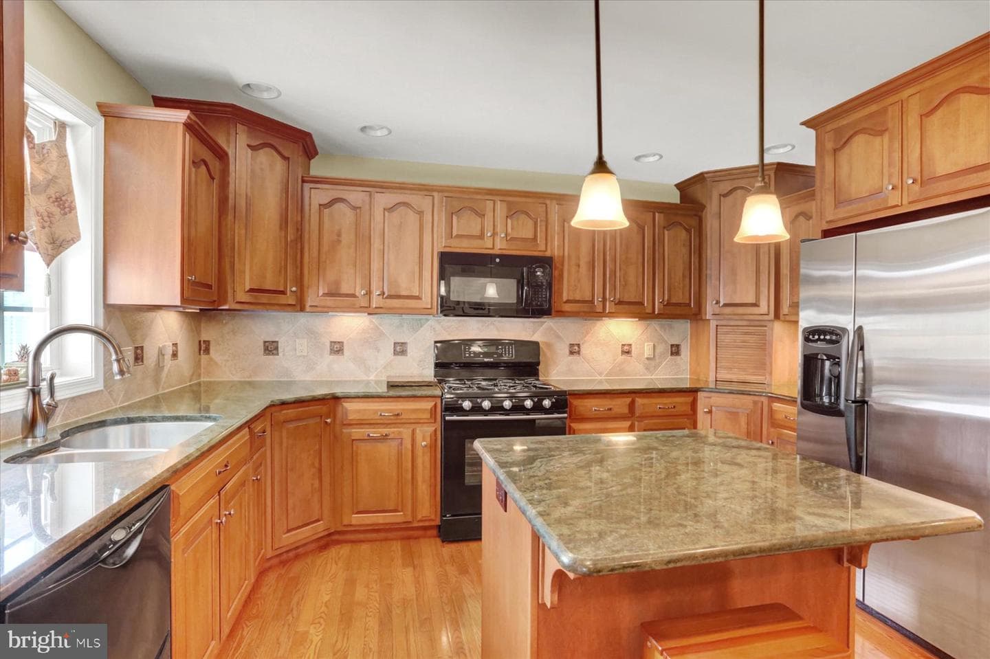 1316 Willow Creek Drive photo 10