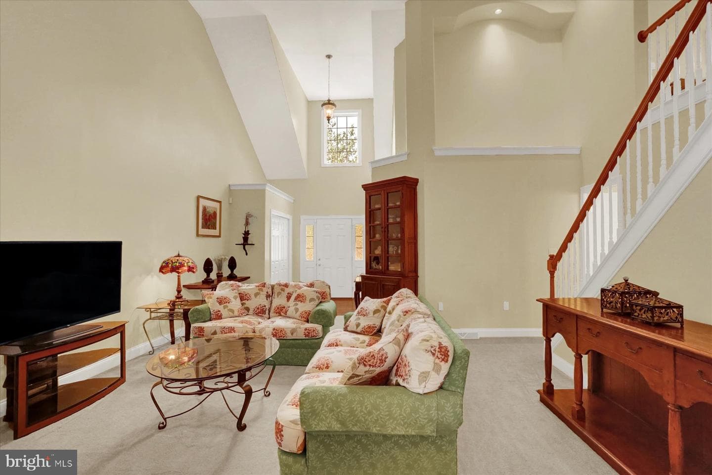 1316 Willow Creek Drive photo 4