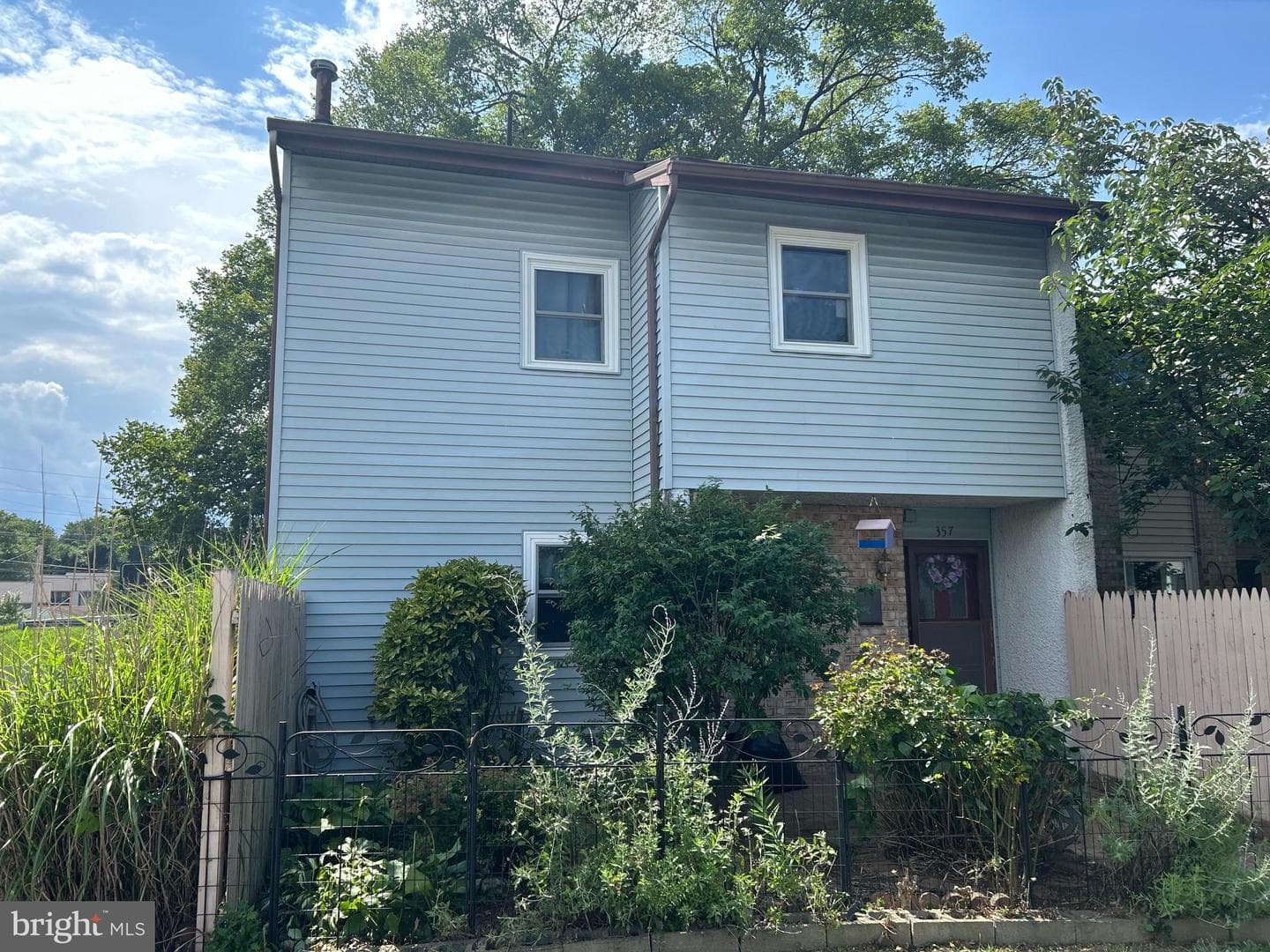 357 Greenland Drive photo 3