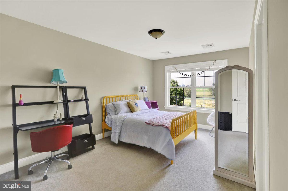 464 Greenhedge Drive photo 39