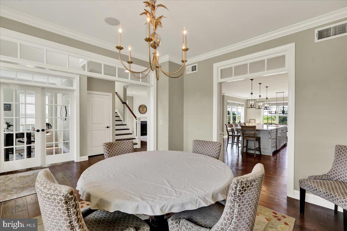 464 Greenhedge Drive photo 6
