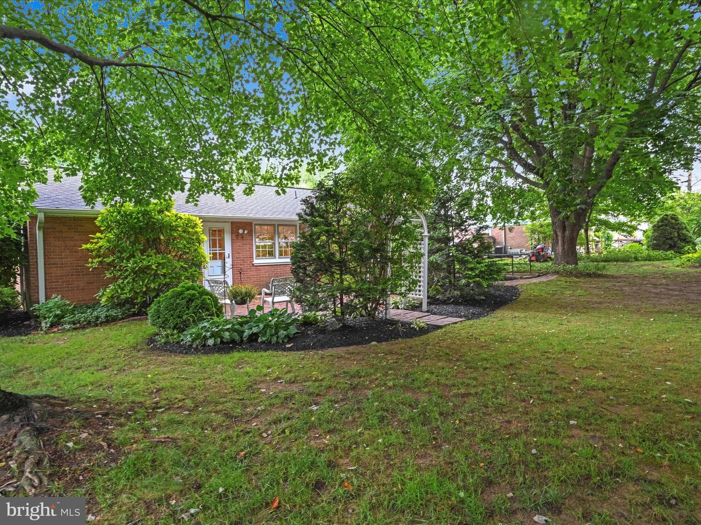 19 Pleasant View Drive photo 14