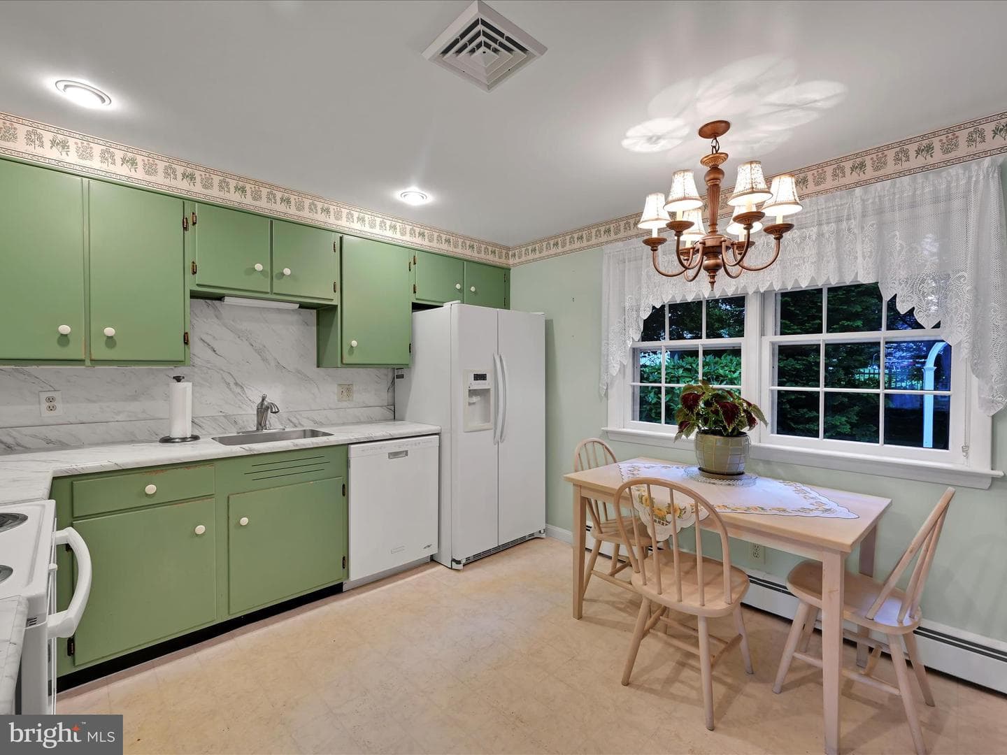 19 Pleasant View Drive photo 18