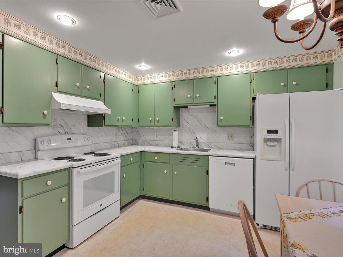 19 Pleasant View Drive photo 19