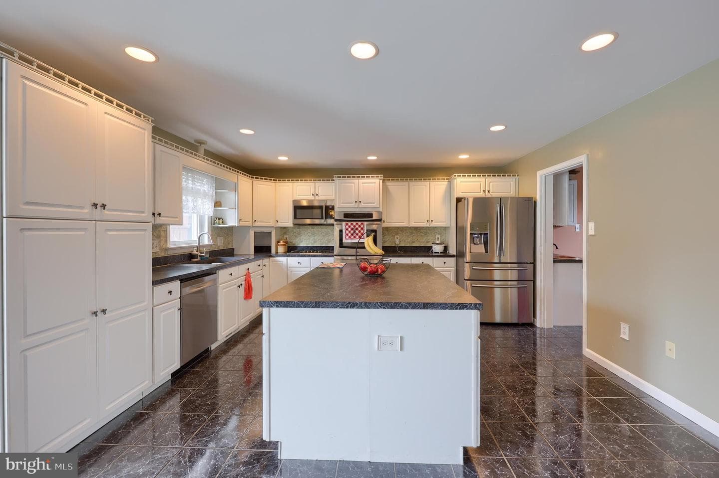 2461 Impala Drive photo 23