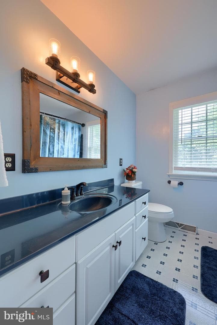 2461 Impala Drive photo 35