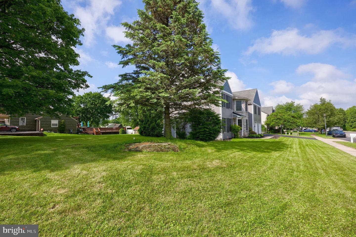 2461 Impala Drive photo 47