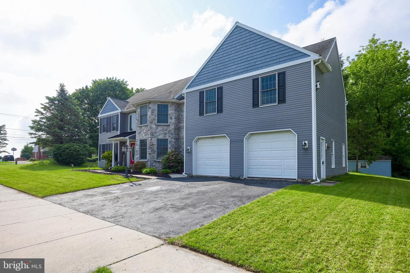 2461 Impala Drive photo 9