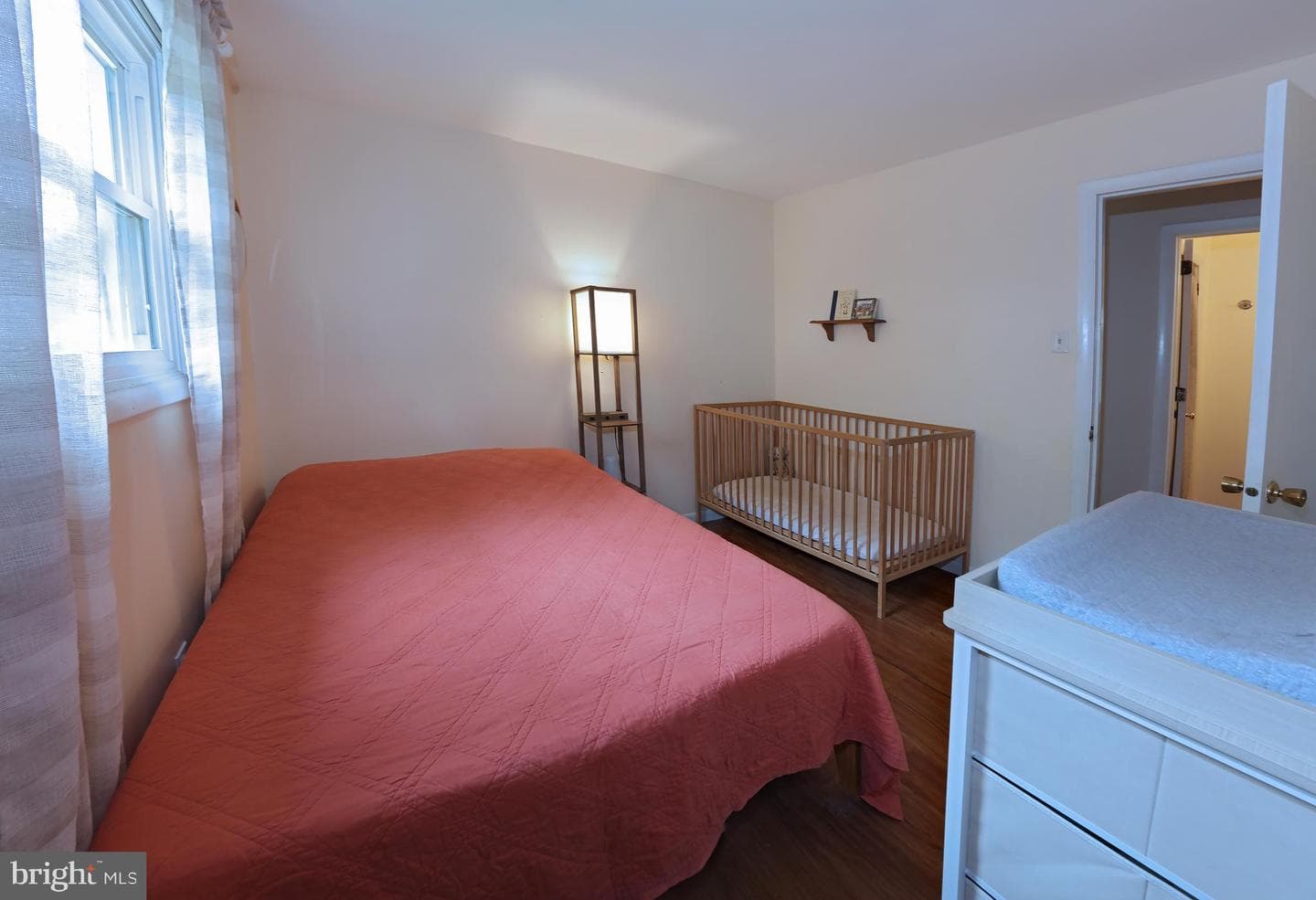3824 Hillcrest Drive photo 24