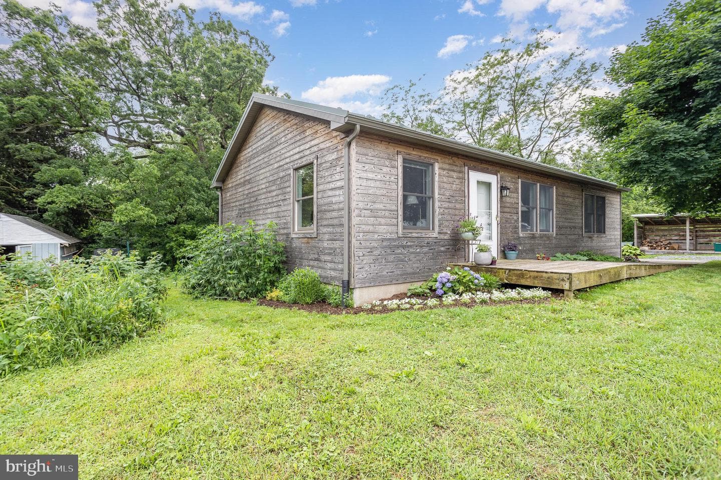 1281 Creek Road photo 2