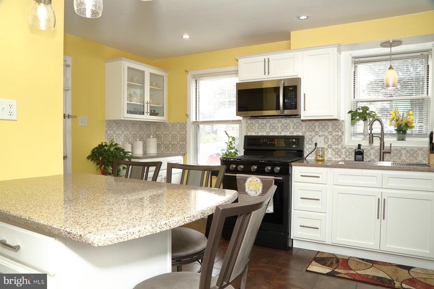 1145 Jamaica Road photo 12