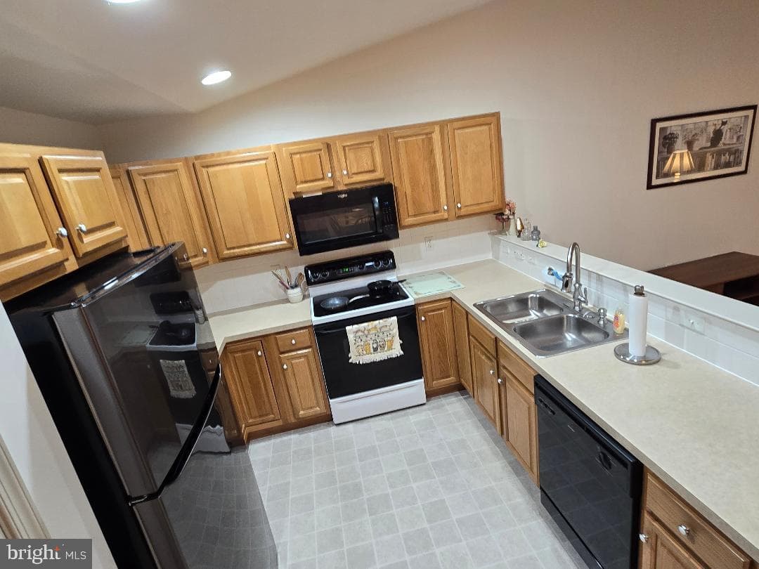 2162 Weeping Willow Lane photo 10
