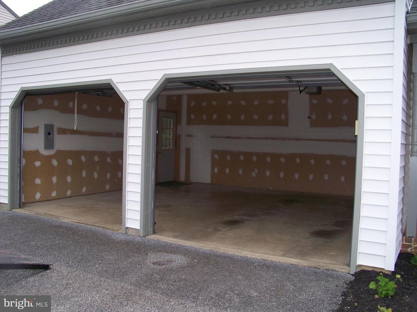 1830 Krystle Drive photo 10