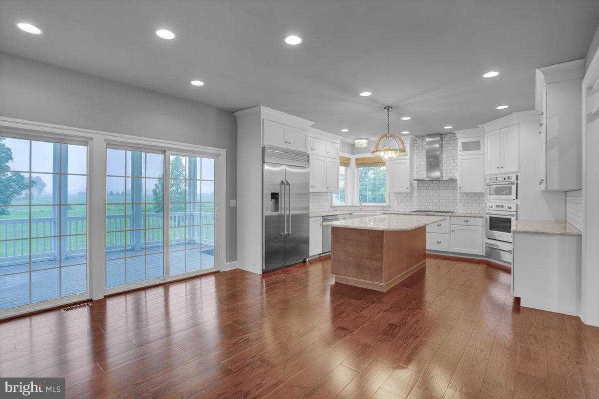 641 Skyler Drive photo 9