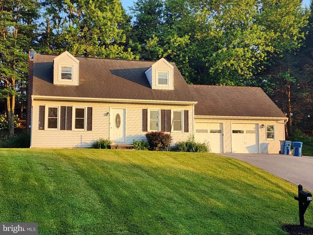 67 Angela Drive photo 1