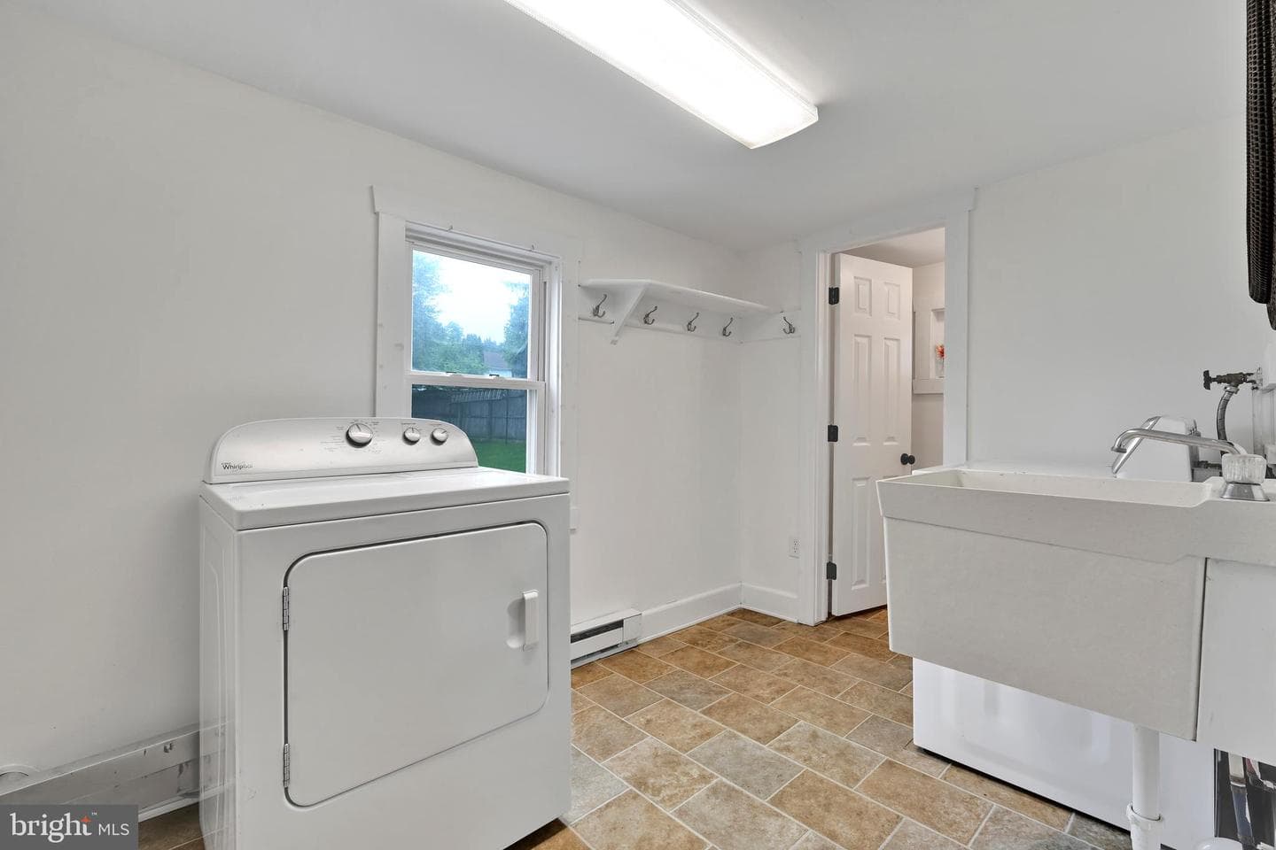 12 Charlestown Road photo 13