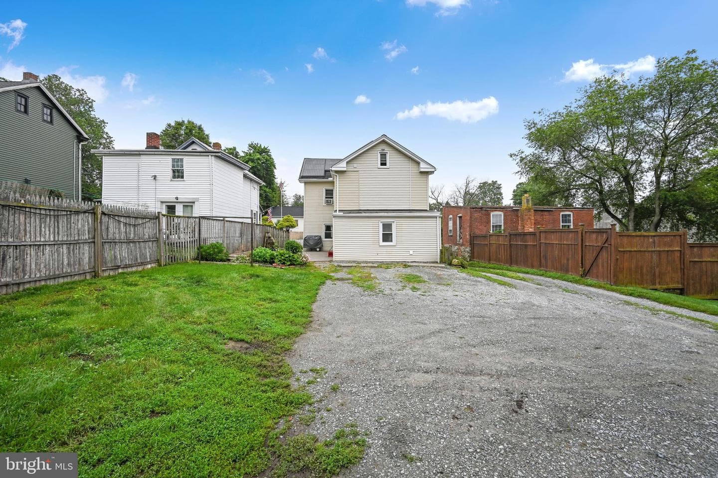 12 Charlestown Road photo 27
