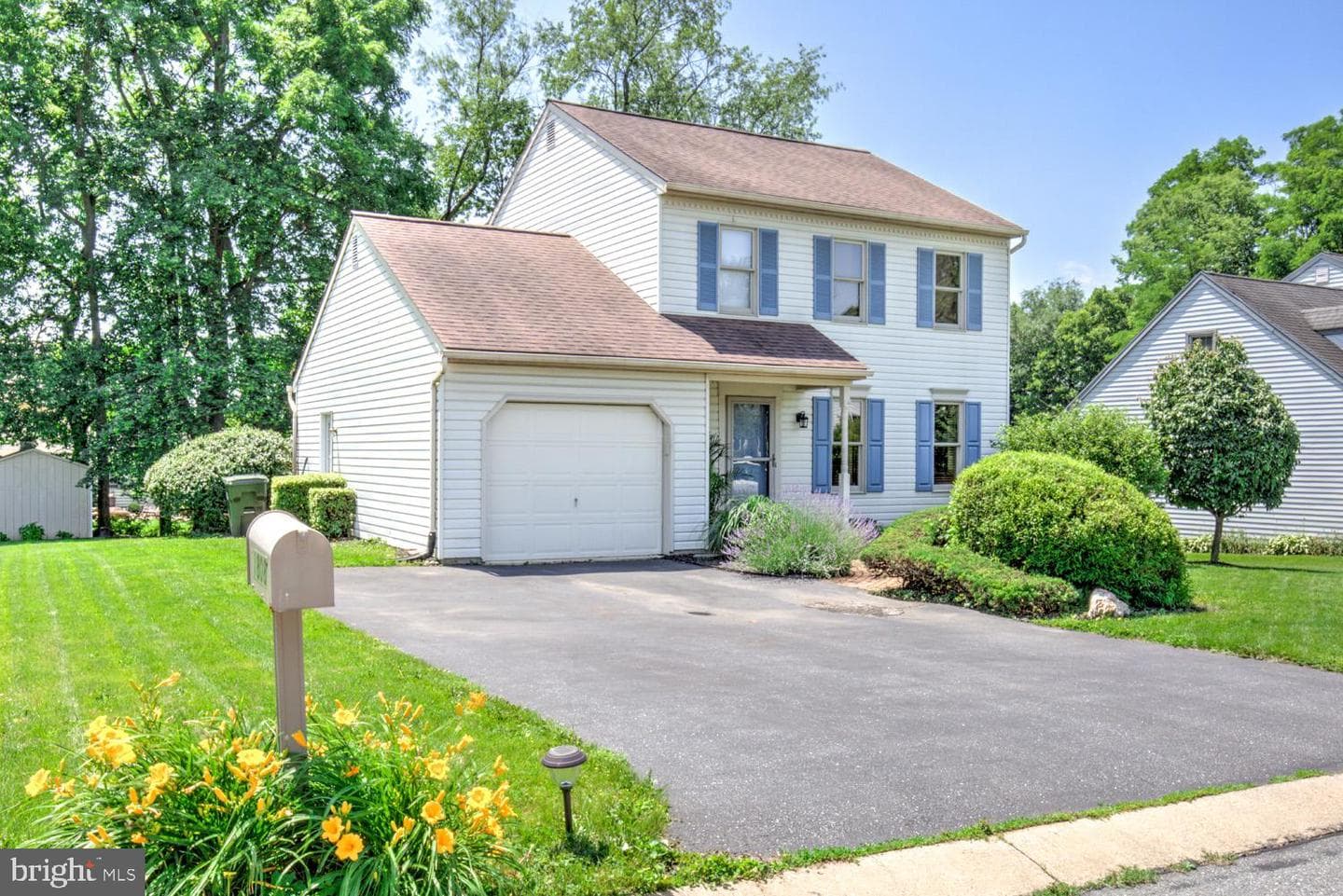 1808 Krystle Drive photo 2