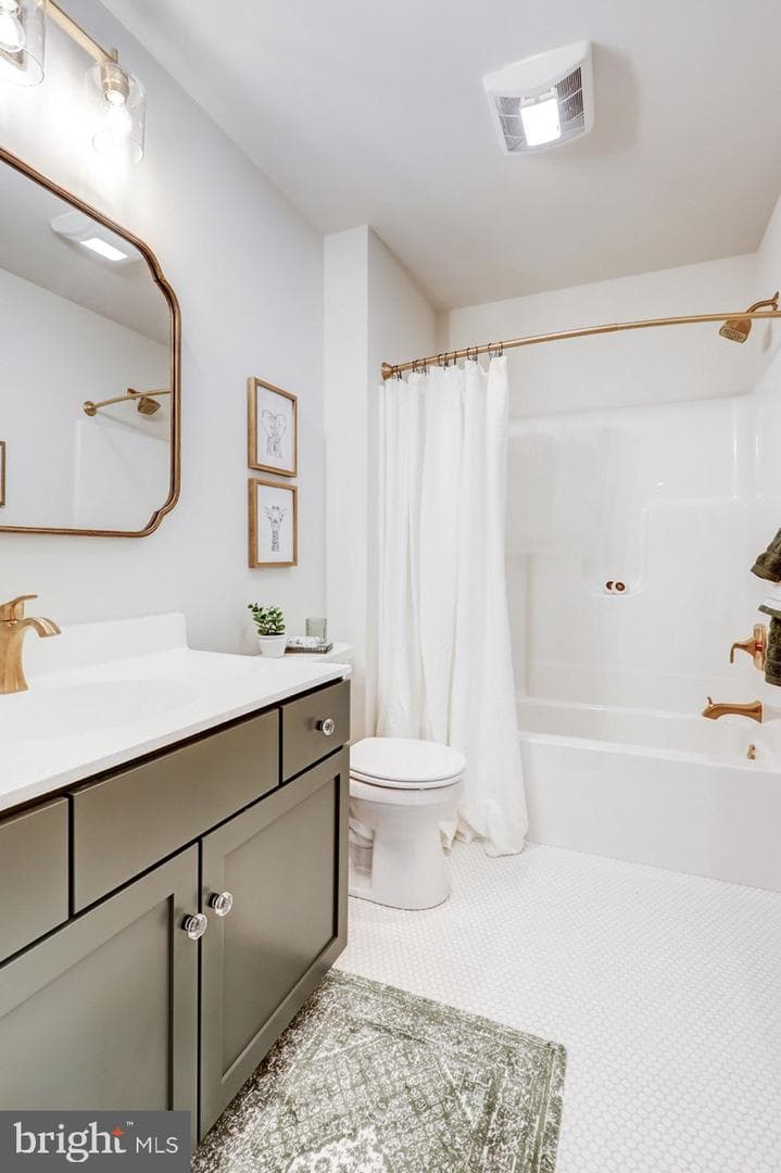 140 Village Drive photo 18