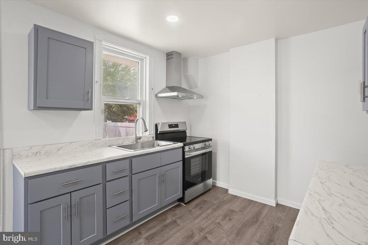 200 Jackson Street photo 9