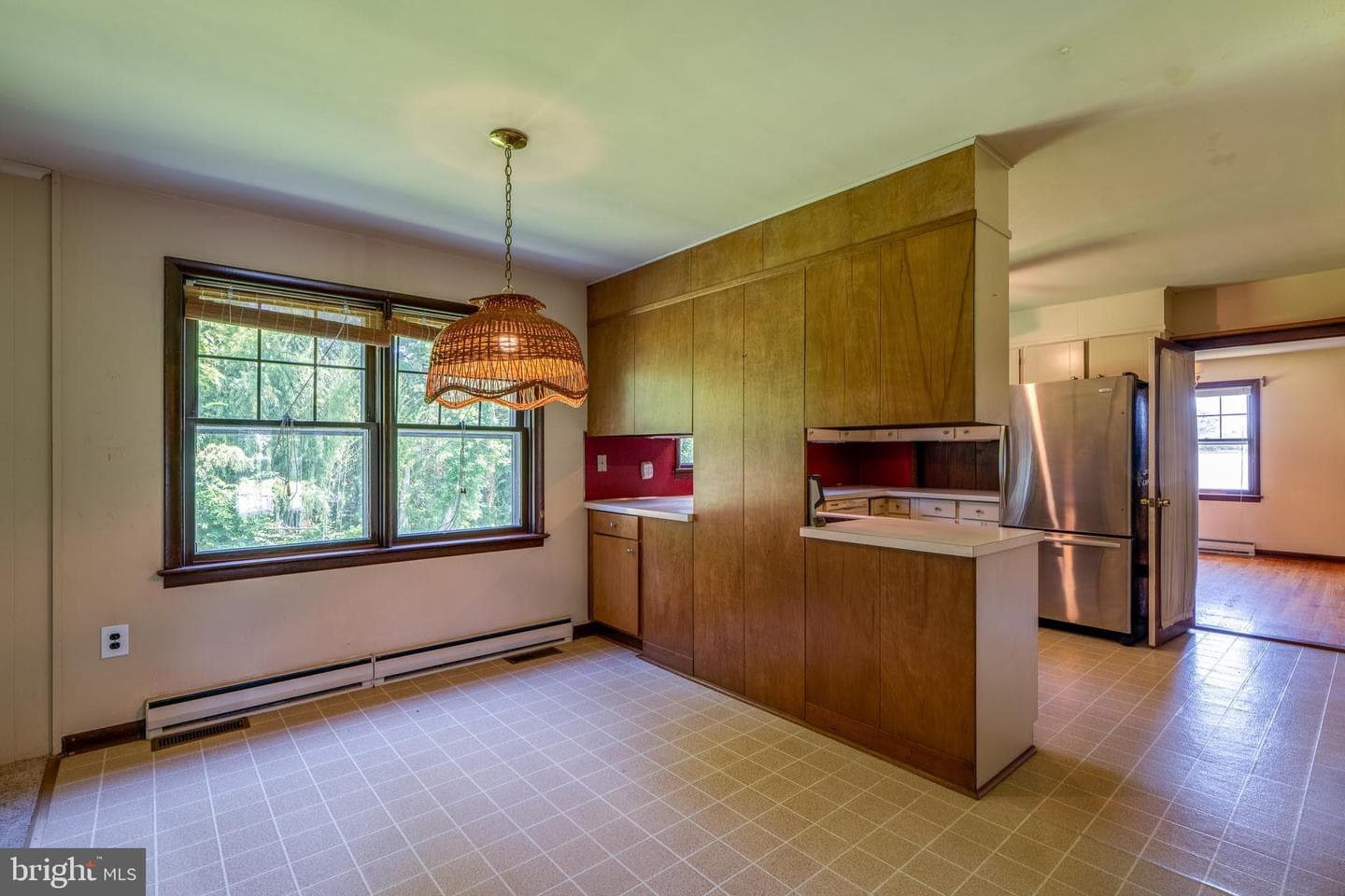 129 E Charlotte Street photo 15