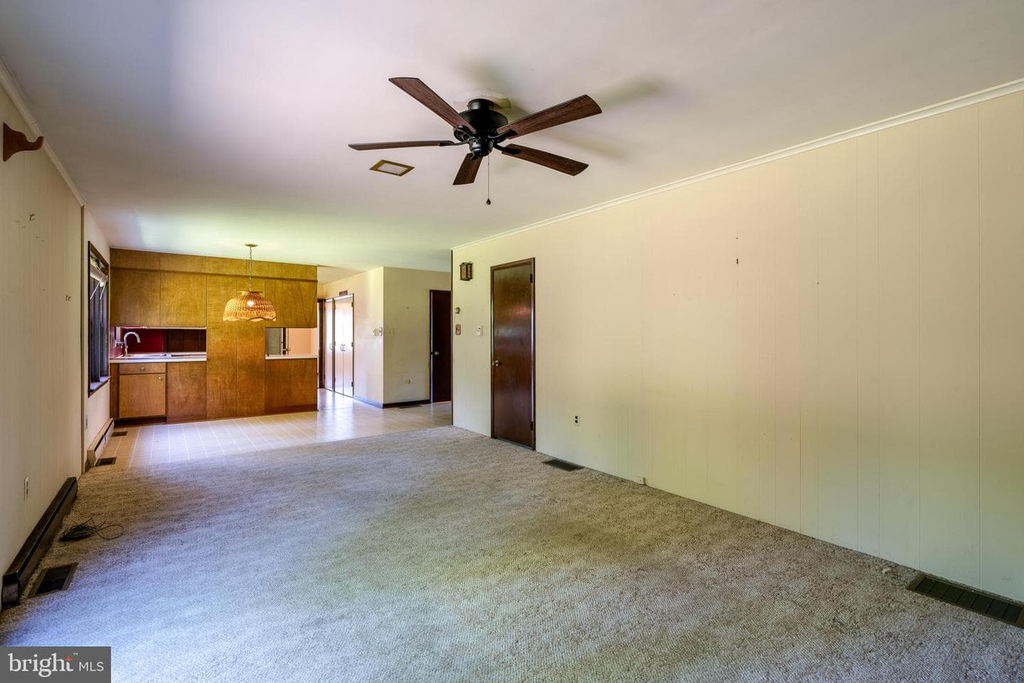 129 E Charlotte Street photo 18