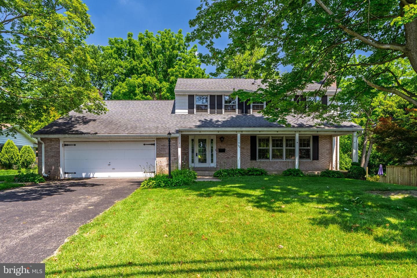 129 E Charlotte Street photo 2