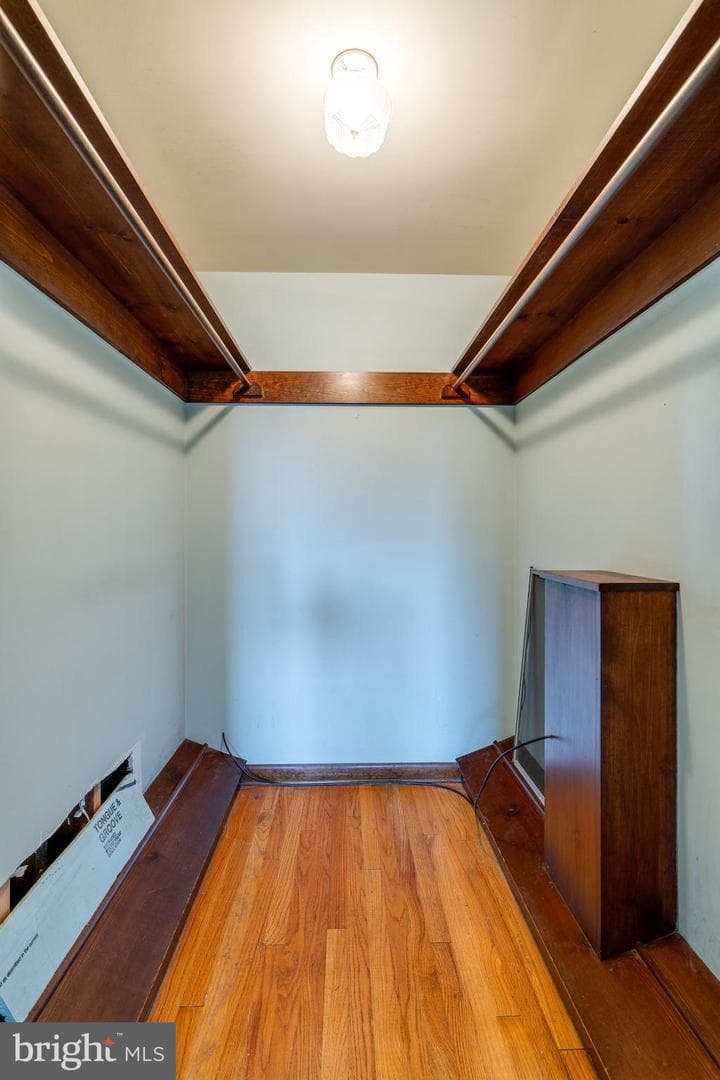 129 E Charlotte Street photo 23