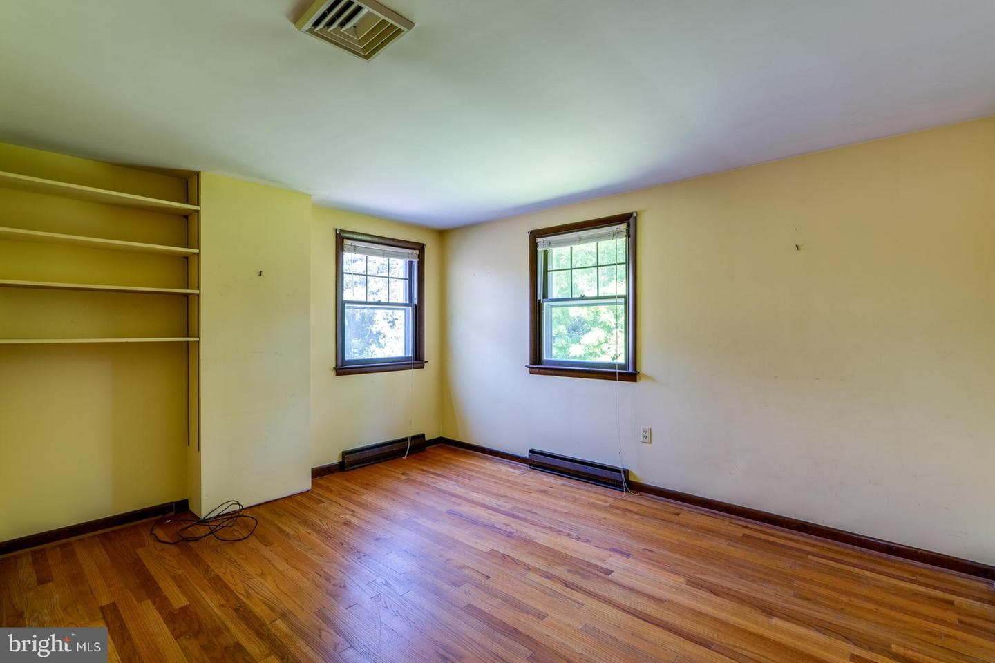 129 E Charlotte Street photo 25