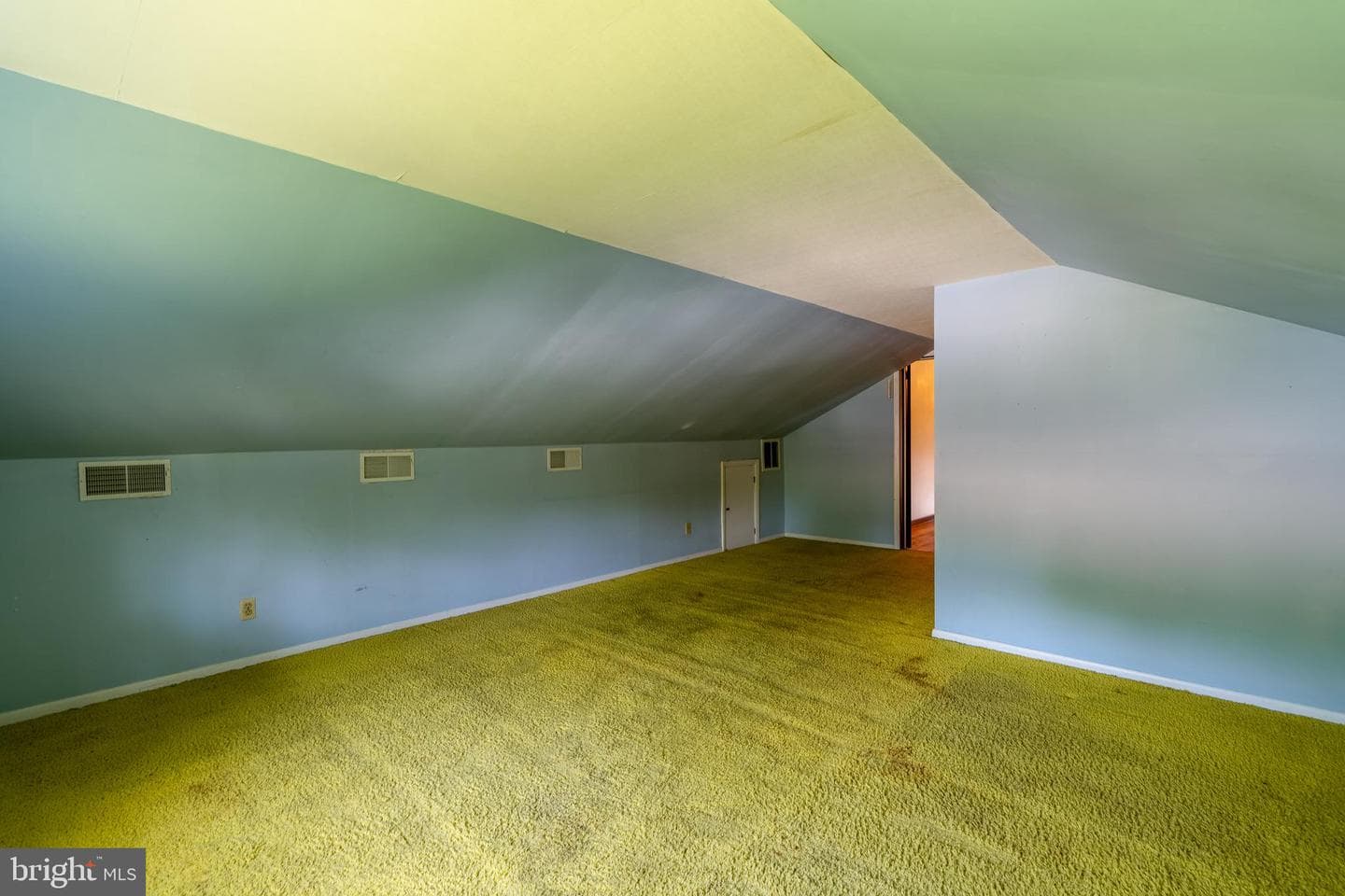 129 E Charlotte Street photo 28