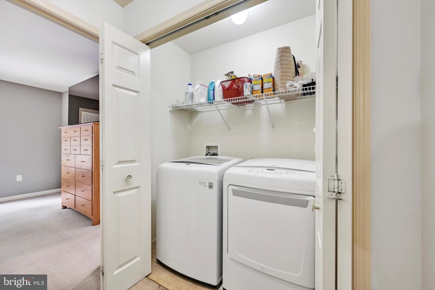 88 Ridge Avenue photo 20