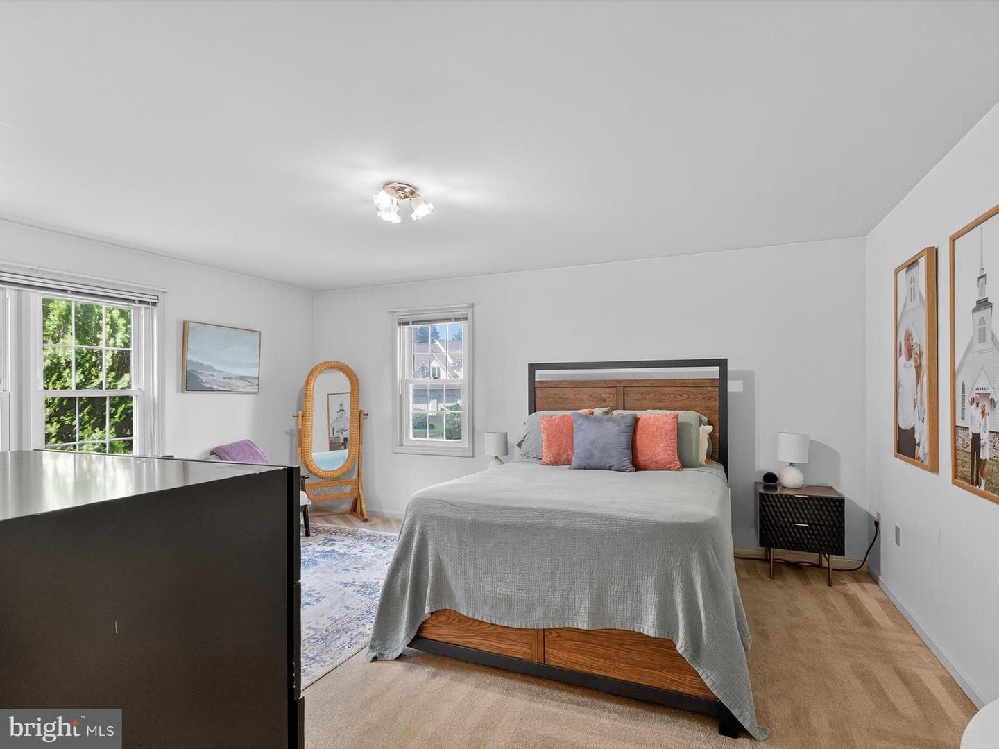 27 Diane Avenue photo 17