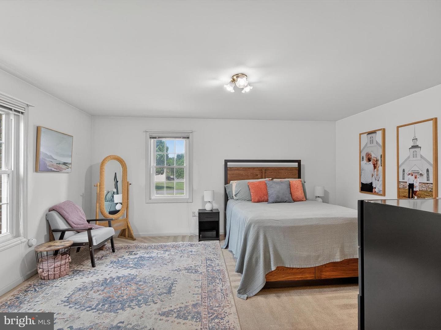 27 Diane Avenue photo 19