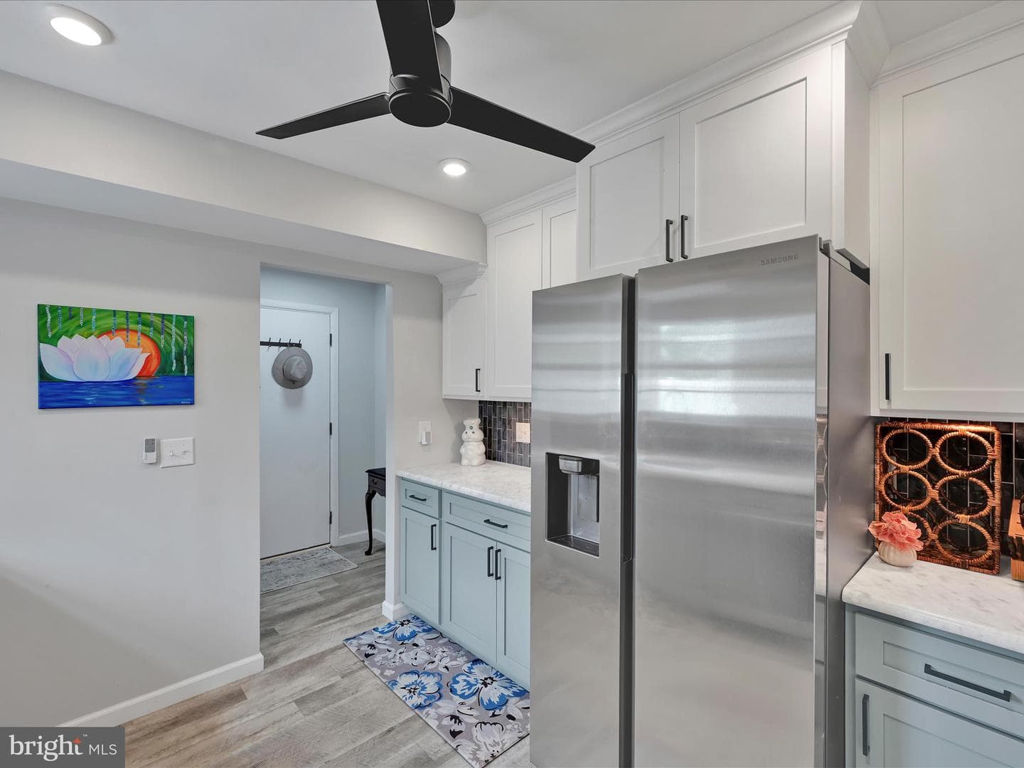 50 Valleybrook Drive photo 15