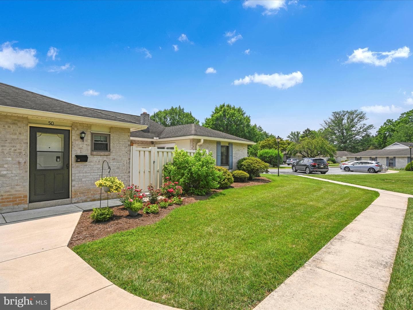 50 Valleybrook Drive photo 4