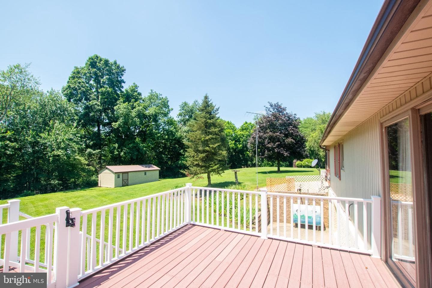 79 John Drive photo 28