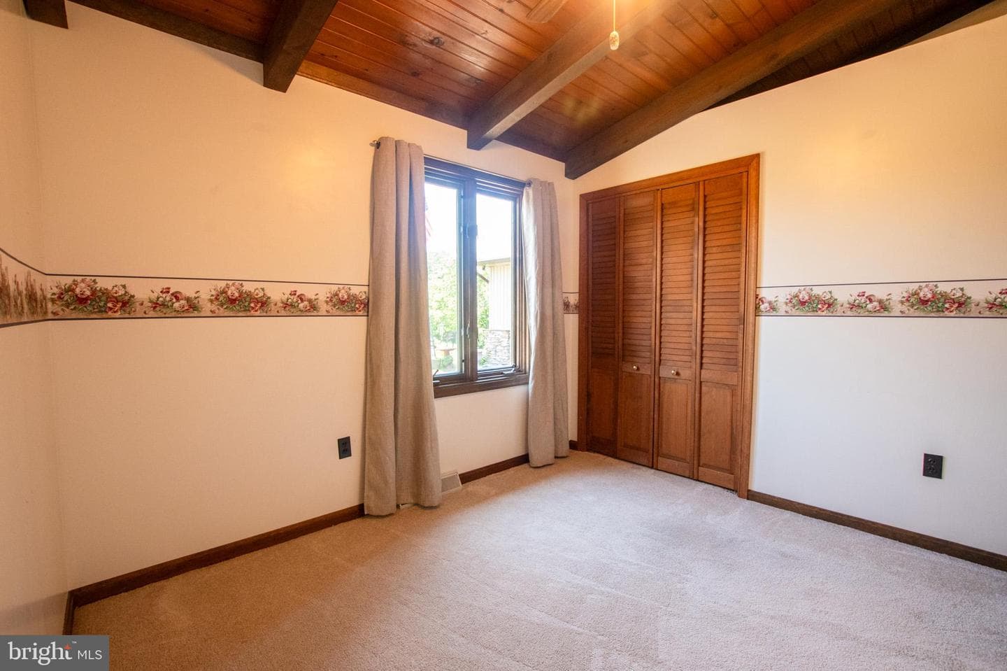 79 John Drive photo 38