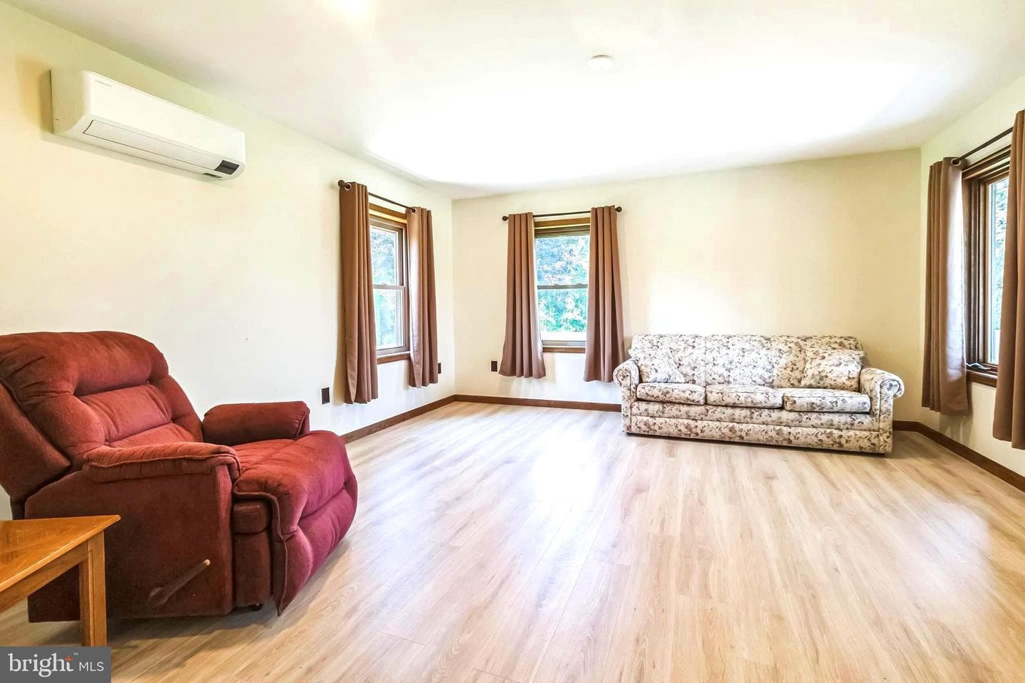79 John Drive photo 40